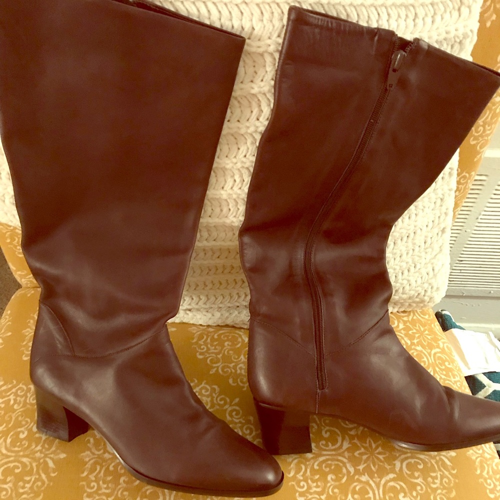 etienne aigner brown leather boots